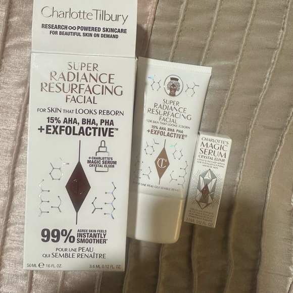 Charlotte Tilbury White Peel Skincare Exfoliator